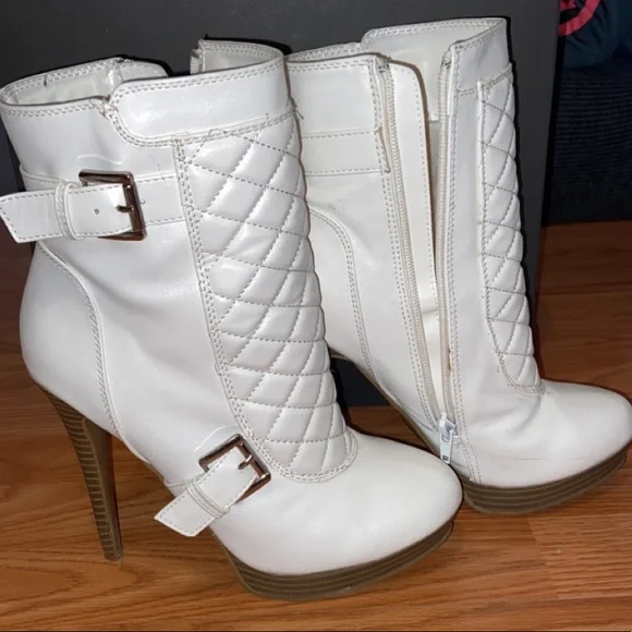 🤍🤍BOOTS🤍🤍 - Picture 6 of 13